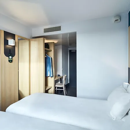 Hotel Paris Nord Parc Des Expos 3*